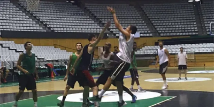 El Sènior A de l’Arenys Bàsquet disputa la Lliga Catalana entre equips d'EBA