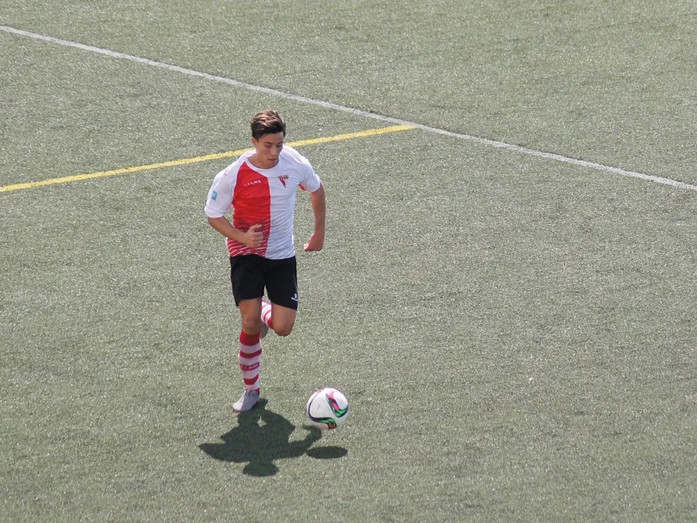 Jan Lladó ha estat titular en 4 dels 5 partits de lliga de la UE Rubí aquesta temporada