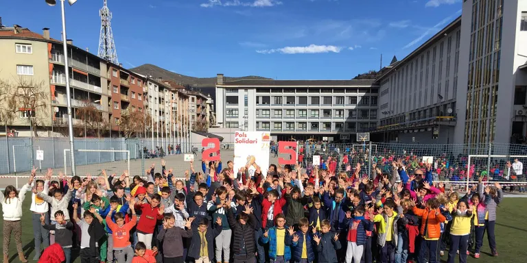 El Col·legi La Salle de la Seu, inclòs al nou Rècord Guinness de pols col·lectiu