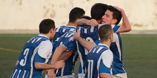 La UD Torredembarra enceta l’any fregant la línia vermella del descens