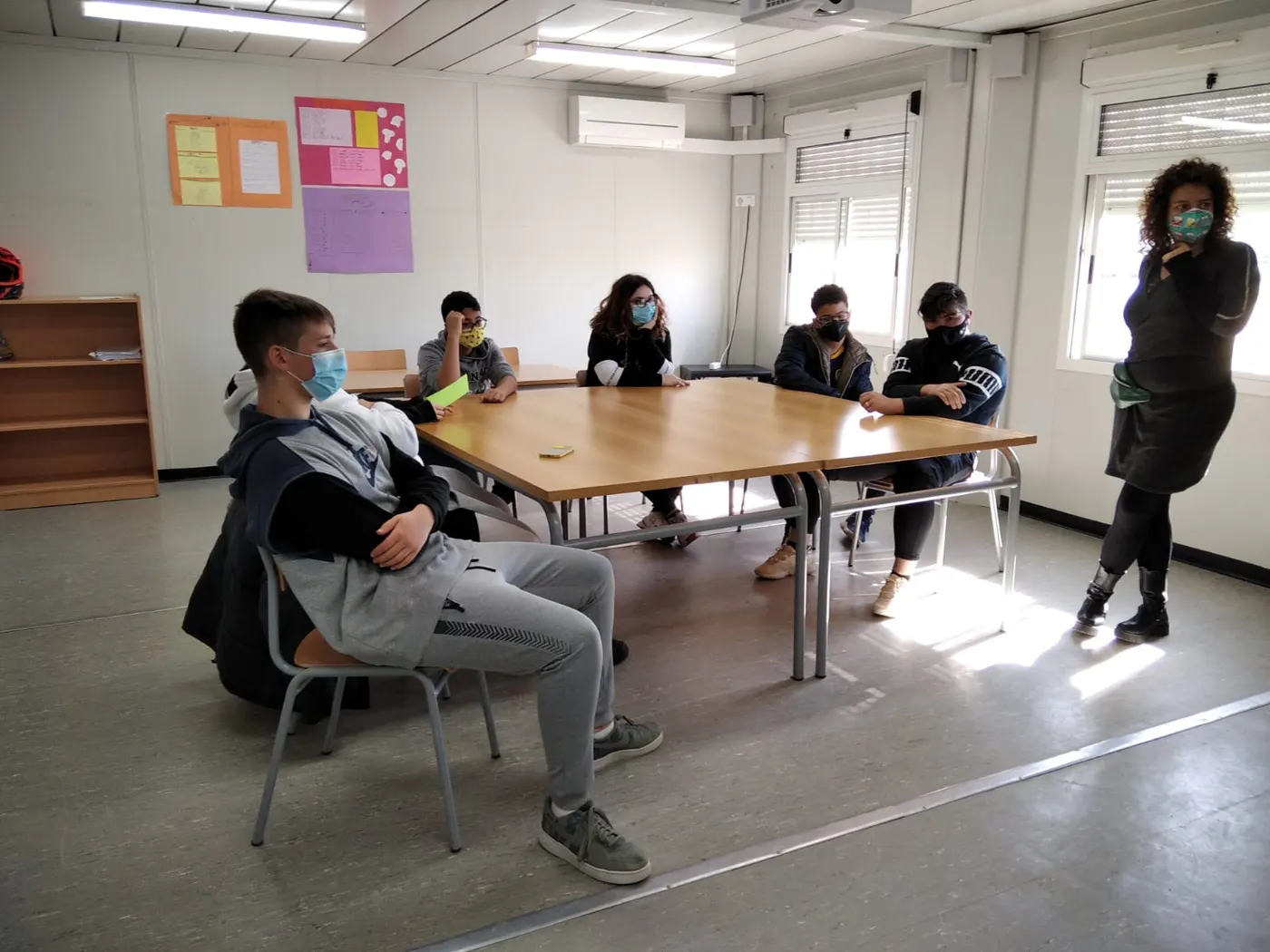 Una vintena d'alumnes dels instituts de Caldes en risc d'exclusió i abandonament escolar decideixen continuar els estudis gràcies al projecte socioeducatiu Edins