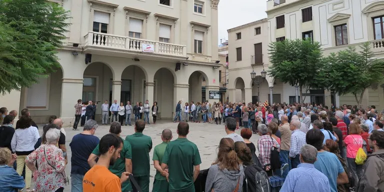 Més de 250 persones a la concentració d’aquest migdia de rebuig a la violència