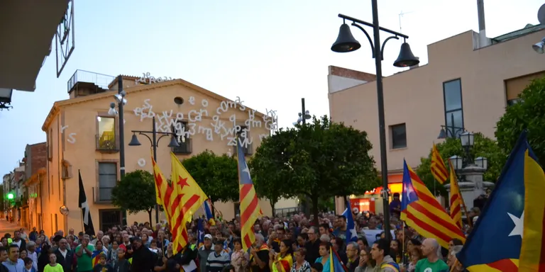 Concentració a Pineda en defensa de "la celebració del referèndum i les llibertats democràtiques"