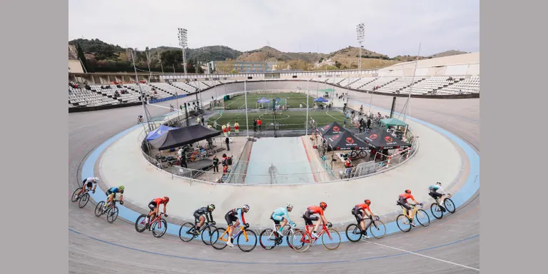 El Velòdrom d’Horta acull les Lligues de Pista de les Federacions de Ciclisme
