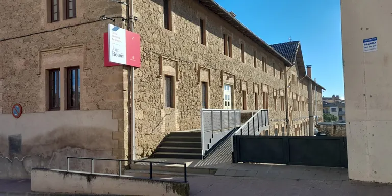 El PSC dona suport al professorat de l'Escola Municipal de Música Joan Roure pel malestar arran del procés de regularització de llocs de treball