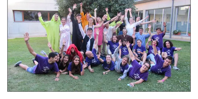 Èxit de la representació 'Salvem el porquet!', del grup de teatre de l'Institut Joan Brudieu de la Seu