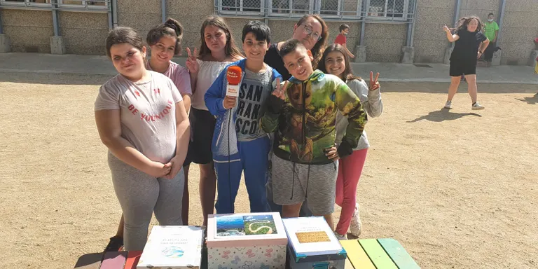 Les capses d'aprenentatge a l'escola Antoni Doltra: 'Ens divertim mentre aprenem'