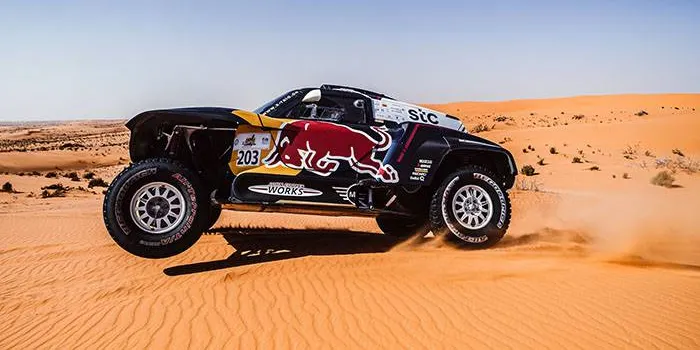 Lucas Cruz i Carlos Sainz s’emporten la tercera posició del Dakar 2021