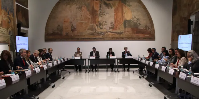 La Generalitat i l'Ajuntament de Barcelona acorden la cessió d'onze solars municipals per fer-hi 637 pisos públics