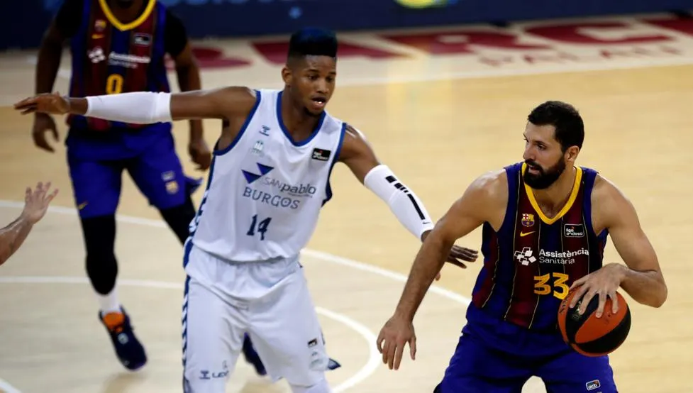 Victòria del Barça i el Baxi en l'inci de l'ACB