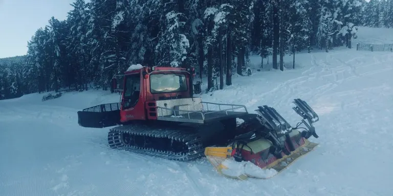 Bona rebuda a l'inici més anticipat de la temporada d'esquí al Pirineu