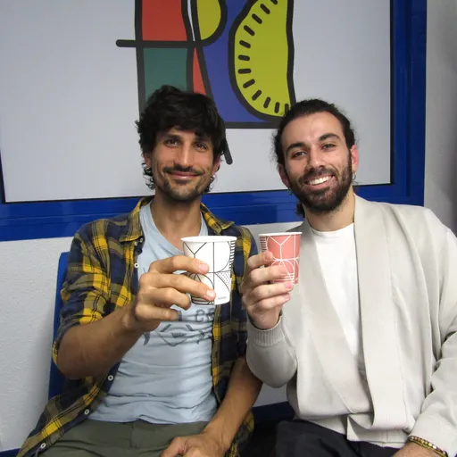 Abans que es refredi el cafè. Capítol 11: 'Reflexionem sobre política'. Convidat: Pol Torné