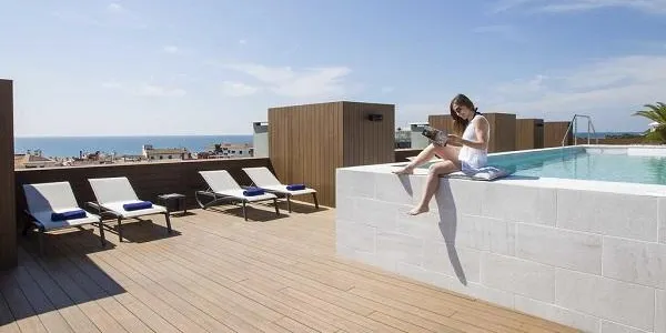 El sector hoteler d’Altafulla es prepara per a un estiu enfocat als turistes de l'Estat espanyol