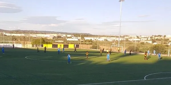L’Altafulla deixa escapar dos gols d’avantatge i acaba claudicant davant el Cambrils Unió (2-3)