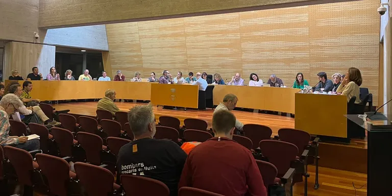 Mollet congela la majoria de taxes municipals per al 2027 i apuja un 2% l’IBI i l’aigua