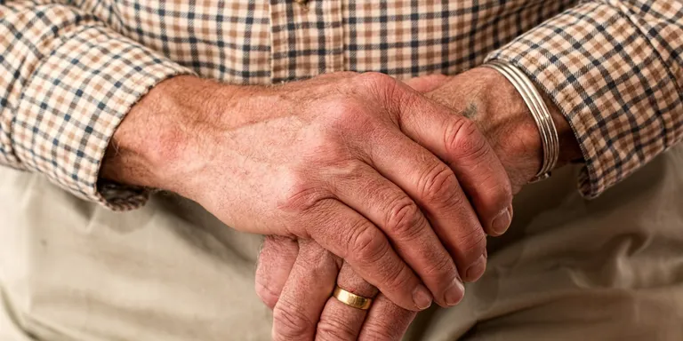 Una xerrada explicarà els recursos disponibles per als afectats pel Parkinson