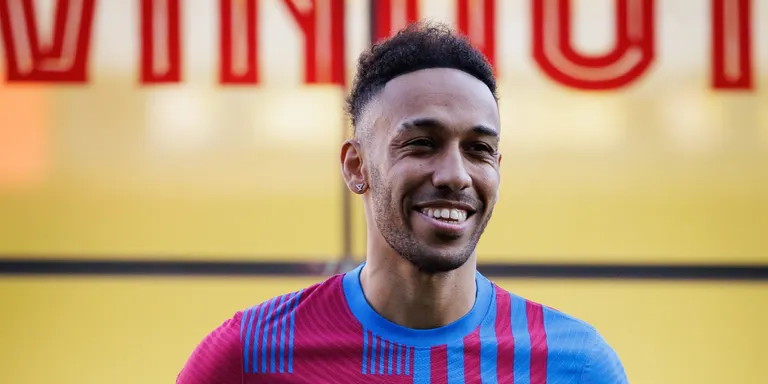 Aubameyang llueix la blaugrana per primer cop