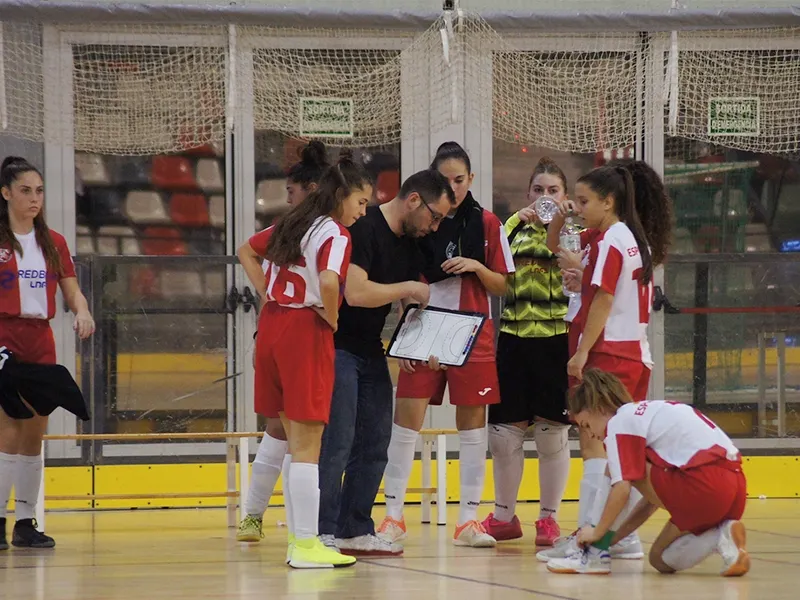 Ara sí. L'equip femení de l'Esportiu no pot fallar aquest diumenge / Arxiu