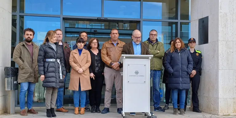 L’Ajuntament de Cambrils fa un minut de silenci en solidaritat amb les víctimes de l’incendi de València