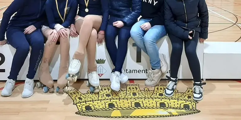 Les patinadores de nivell 8 del Club Patí Constantí comencen la temporada 2023 amb bons resultats