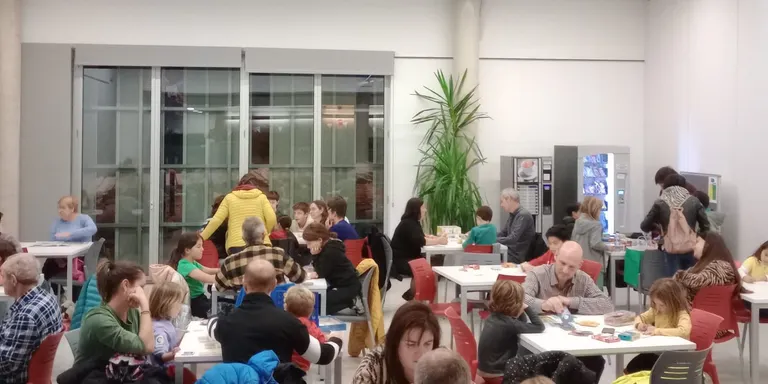 L'Ajuntament de Solsona programa tardes de jocs de taula en família de forma estable