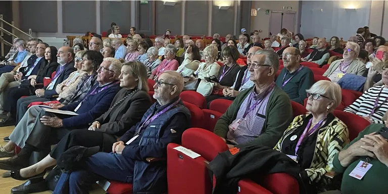 Les persones grans de la comarca es reuneixen a Rubí per posar en comú les seves necessitats