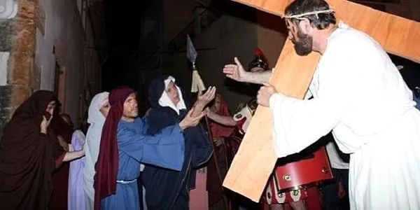 Altafulla diu l’últim adéu a Julià Pérez