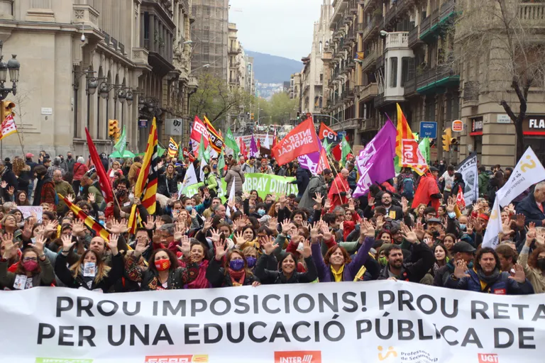USTEC anuncia vaga als centres educatius el 25 i 26 de gener coincidint amb la dels metges