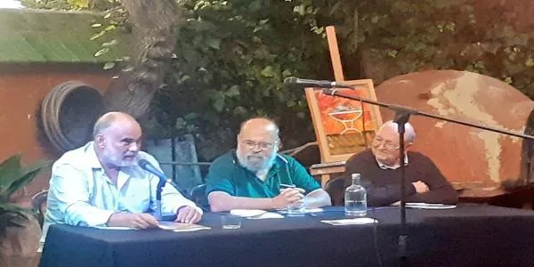 Amics i companys de Fonxo Blanch posen veu al seu nou llibre en la presentació pública de l’obra