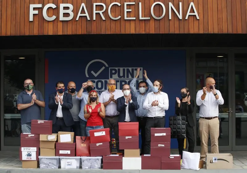 En marxa el procés de validació de signatures de la moció