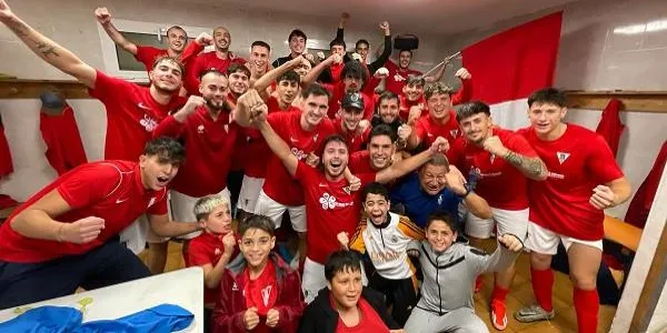 El Roda supera l’Hospitalet en els penals i continua fent història a la Copa Catalunya