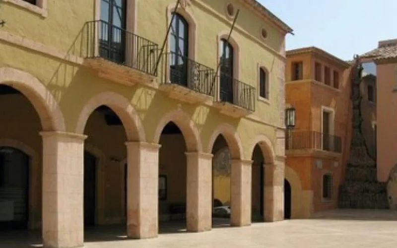 L’Ajuntament d’Altafulla congela les taxes municipals, i disminueix el coeficient de l’IBI del 0,90 al 0,88