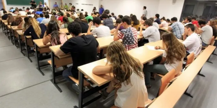 62 estudiants arenyencs s'examinen de la Selectivitat