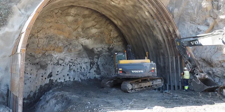 Continuen les tasques de perforació del túnel de Tresponts
