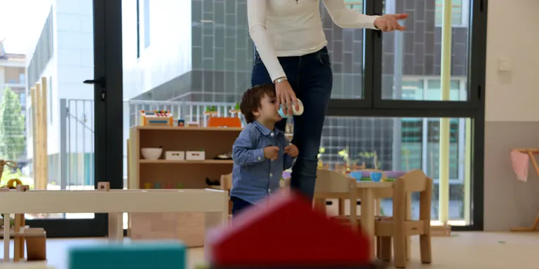 Entrar a la universitat sent un nadó: la UVic-UCC obre la primera llar d'infants vinculada a uns estudis de grau