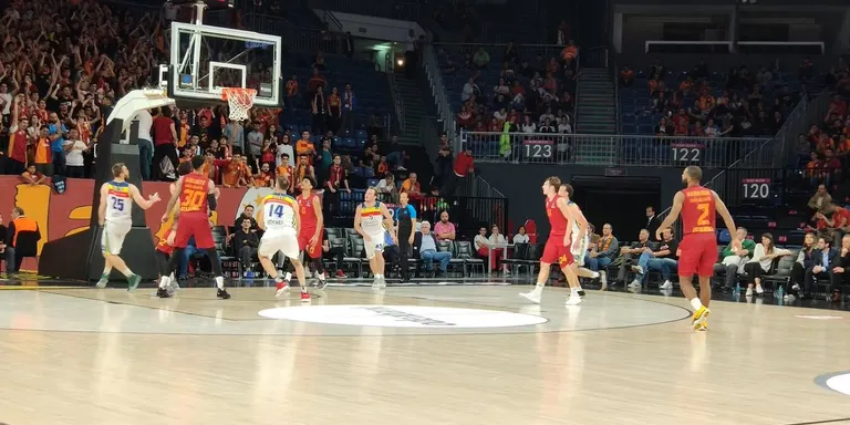 El MoraBanc Andorra debuta a l'Eurocup amb derrota a la pista del Galatasaray (84-73)