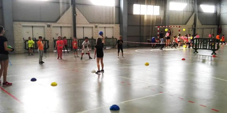 Festa de cloenda de les activitats al pavelló