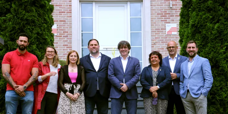 Puigdemont i Junqueras es retroben a Waterloo després de més de tres anys i mig
