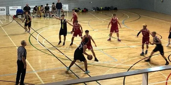 El Sub21 masculí del CB Altafulla – BBG s’endú un valuós triomf de la pista del Cantaires Tortosa (62-67)