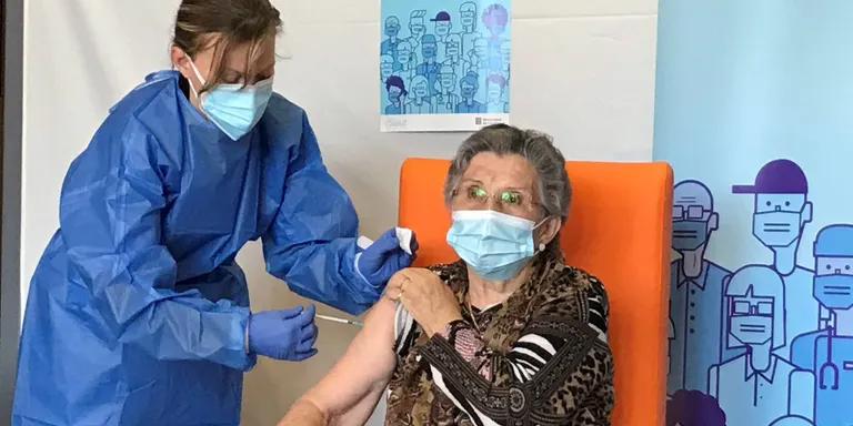 Salut comença des de l'Alt Pirineu la implantació de la segona dosi del vaccí contra la COVID-19