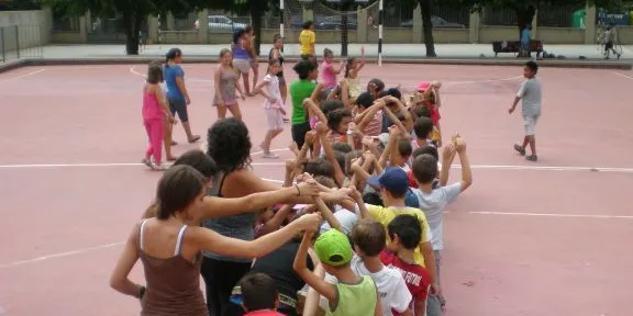 Rua del Casal d'Estiu per desitjar una bona festa major