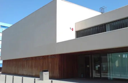 Marató de dibuix a la biblioteca Serra i Moret per la Marató de TV3