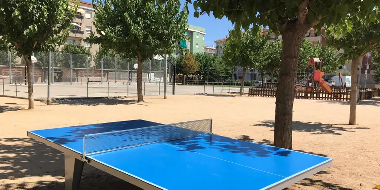 L'Ajuntament de Pineda instal·la taules de ping-pong al municipi