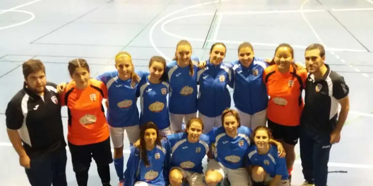 Victòria clau dels sèniors del futbol sala per aspirar al títol