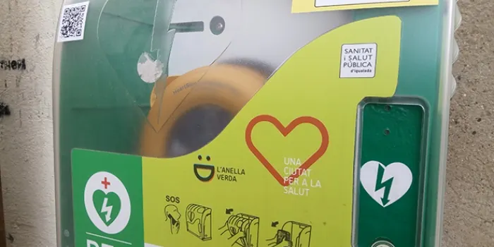 Arenys disposarà de tres nous desfibril·ladors