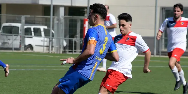 El CF Caldes apura les opcions de poder jugar el play-off d'ascens