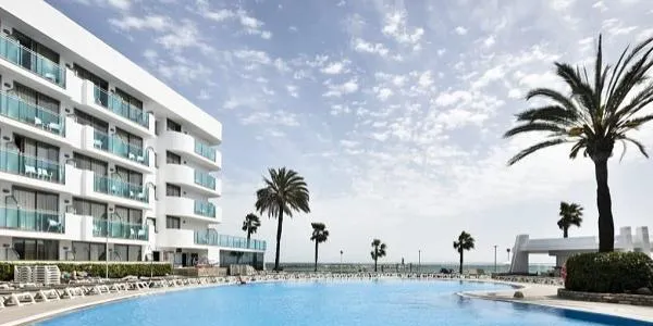 S'esperen 18.000 pernoctacions als hotels de la Costa Daurada en la pròxima setmana arran de la celebració d'un campionat de futbol