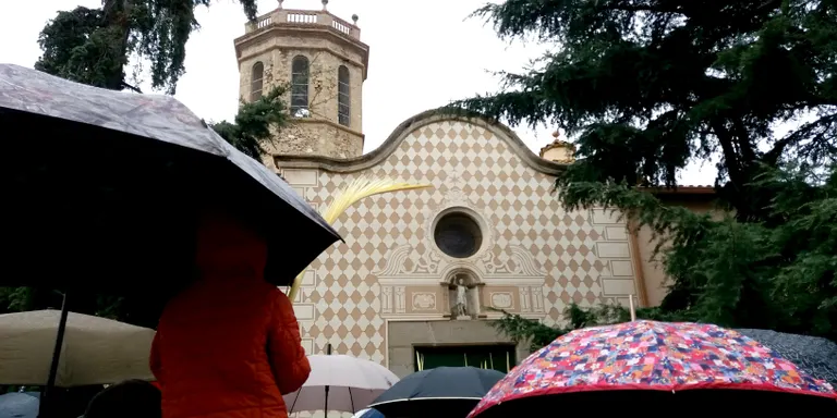 La pluja de Diumenge de Rams enceta la Setmana Santa