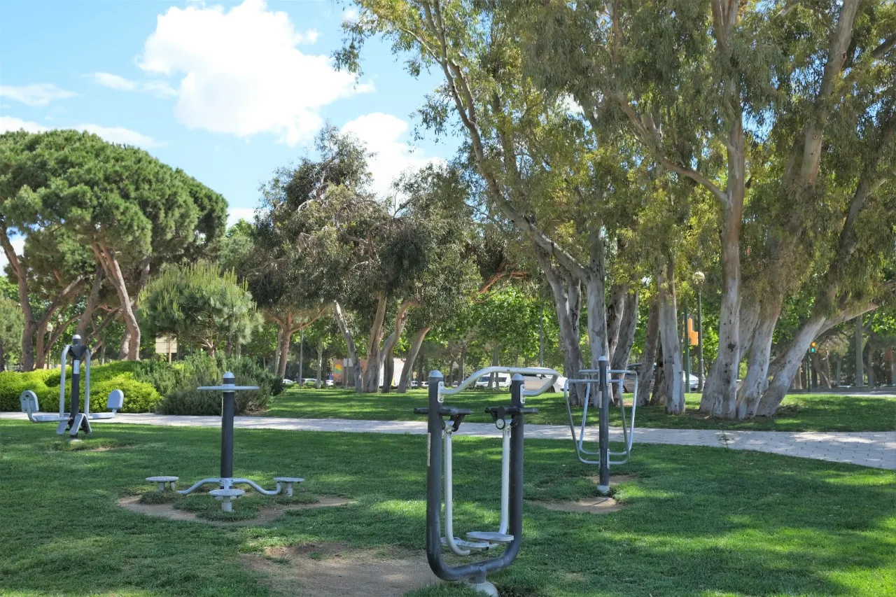 L’Ajuntament de Cambrils ofereix rutes i activitats saludables a l’aire lliure per a la gent gran