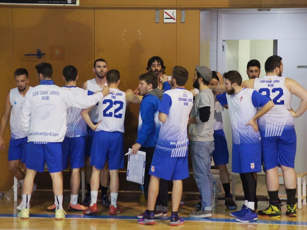 Temporada sense massa de bo, ni de dolent, a les files del CEB masculí